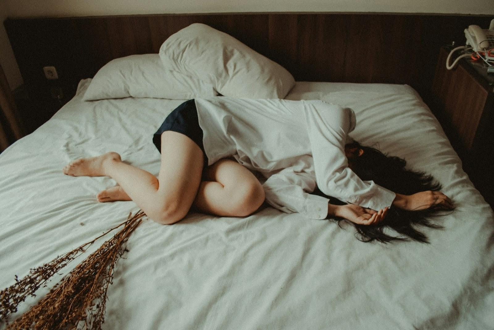 Menopause Sleep Problems: Why They Happen & How to Sleep Better Naturally
